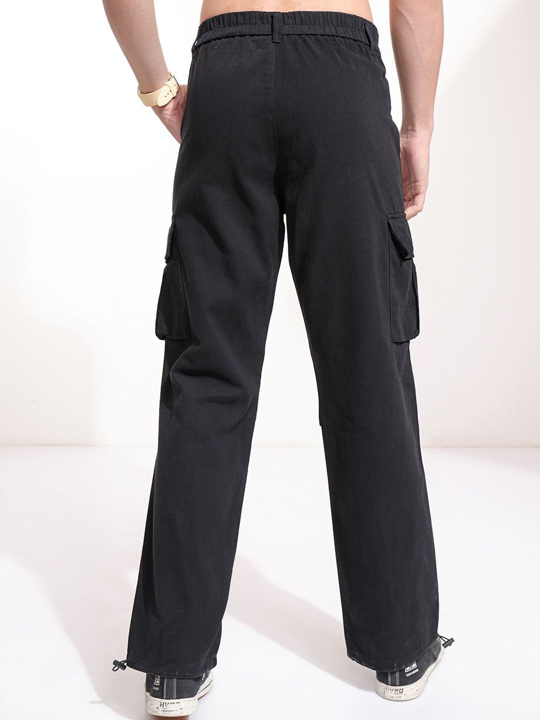 HIGHLANDER Men Straight Fit Cargos Trousers