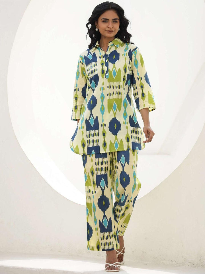 Mamicha Women Printed Shirt Collar Cotton Shirt and Trousers Co-Ords