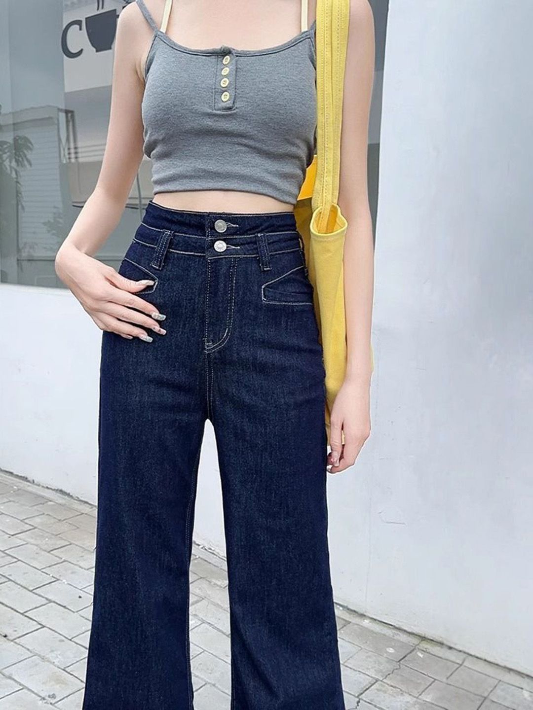 DressBerry Women Straight Fit High-Rise Light Fade Cotton Jeans