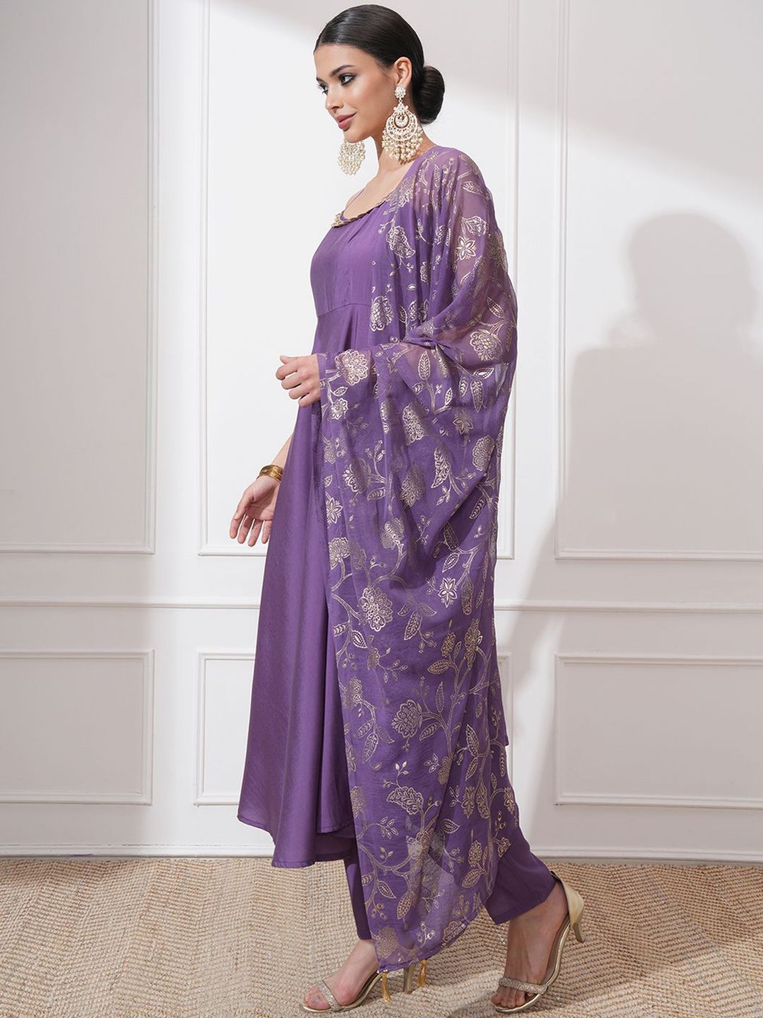 Vishudh Women Ethnic Motifs Regular Kurta with Trousers & With Dupatta