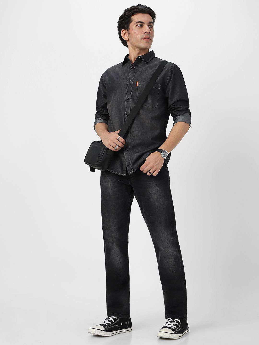 Urbano Fashion Men Spread Collar Solid Denim Casual Shirt