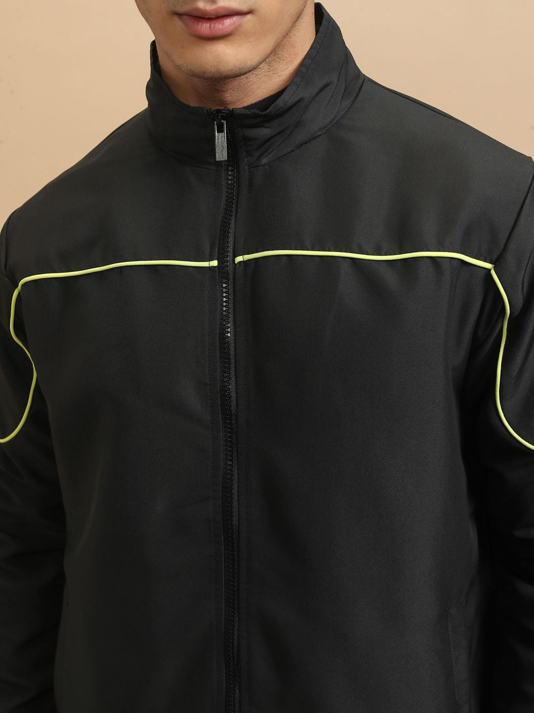 HIGHLANDER Men Checked Crop Outdoor Sporty Jacket