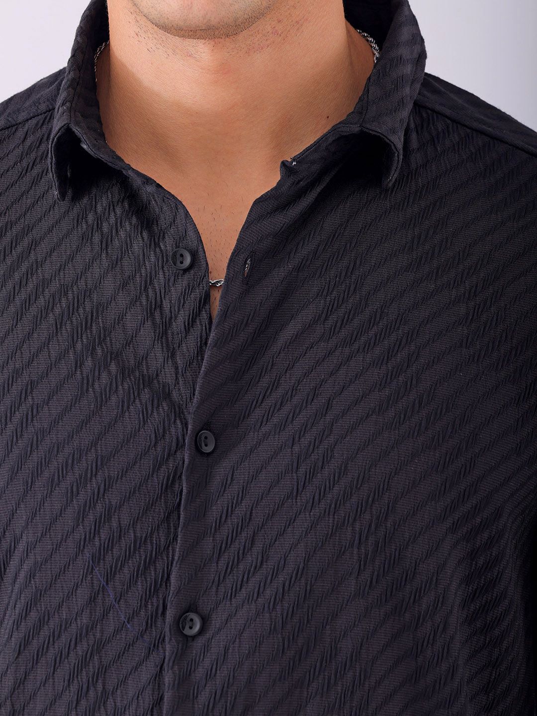 The Indian Garage Co Men Slim Fit Textured Jacquard Resortwear Shirt