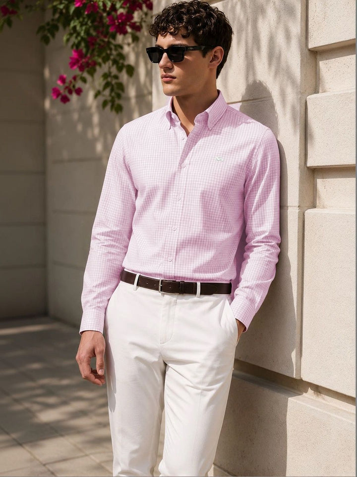 ADRO Men Pink & White Mini Checked Regular Fit Casual Cotton Shirt
