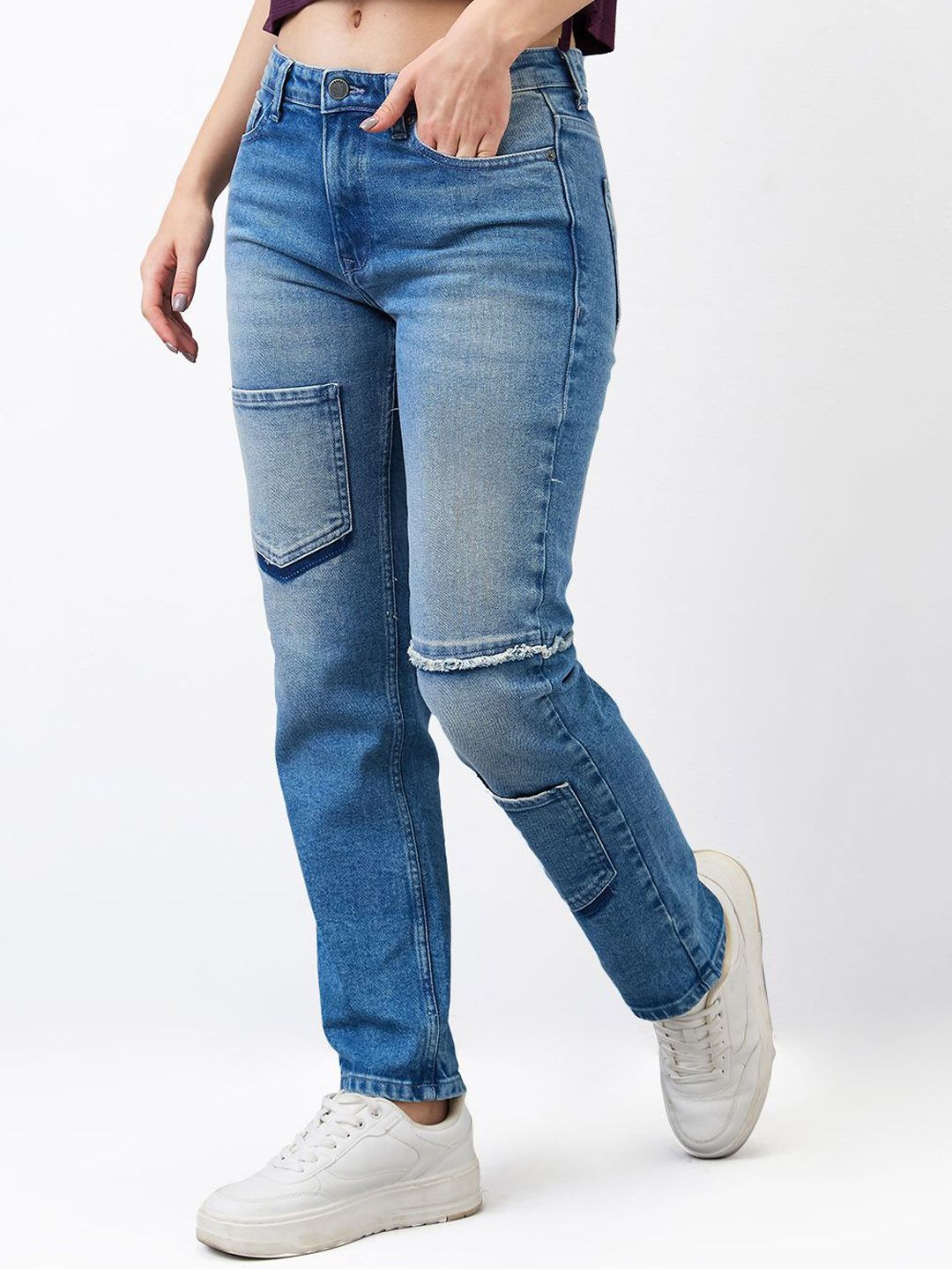 SPYKAR Women Slim Fit Mildly Distressed Heavy Fade Jeans