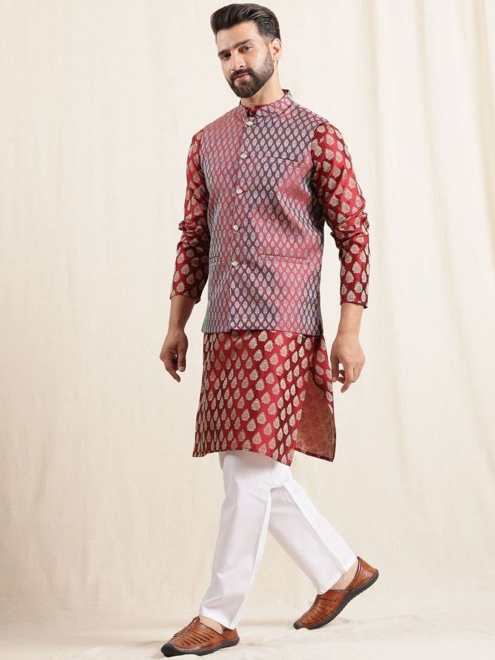 Anouk Men Regular Kurta with Pyjamas