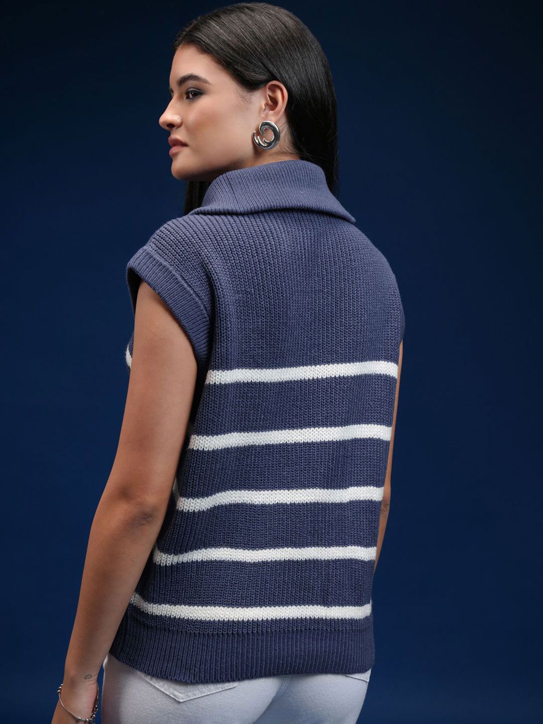 Tokyo Talkies Women Cable Knit Striped Sleeveless Pullover