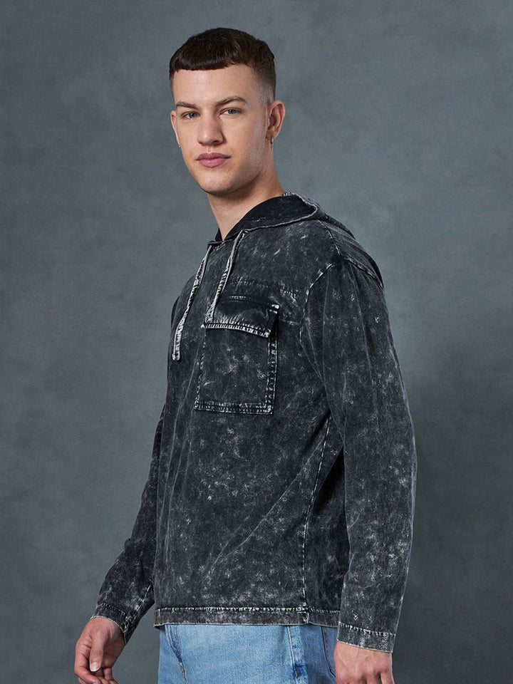 Bewakoof Men Hooded T-shirt