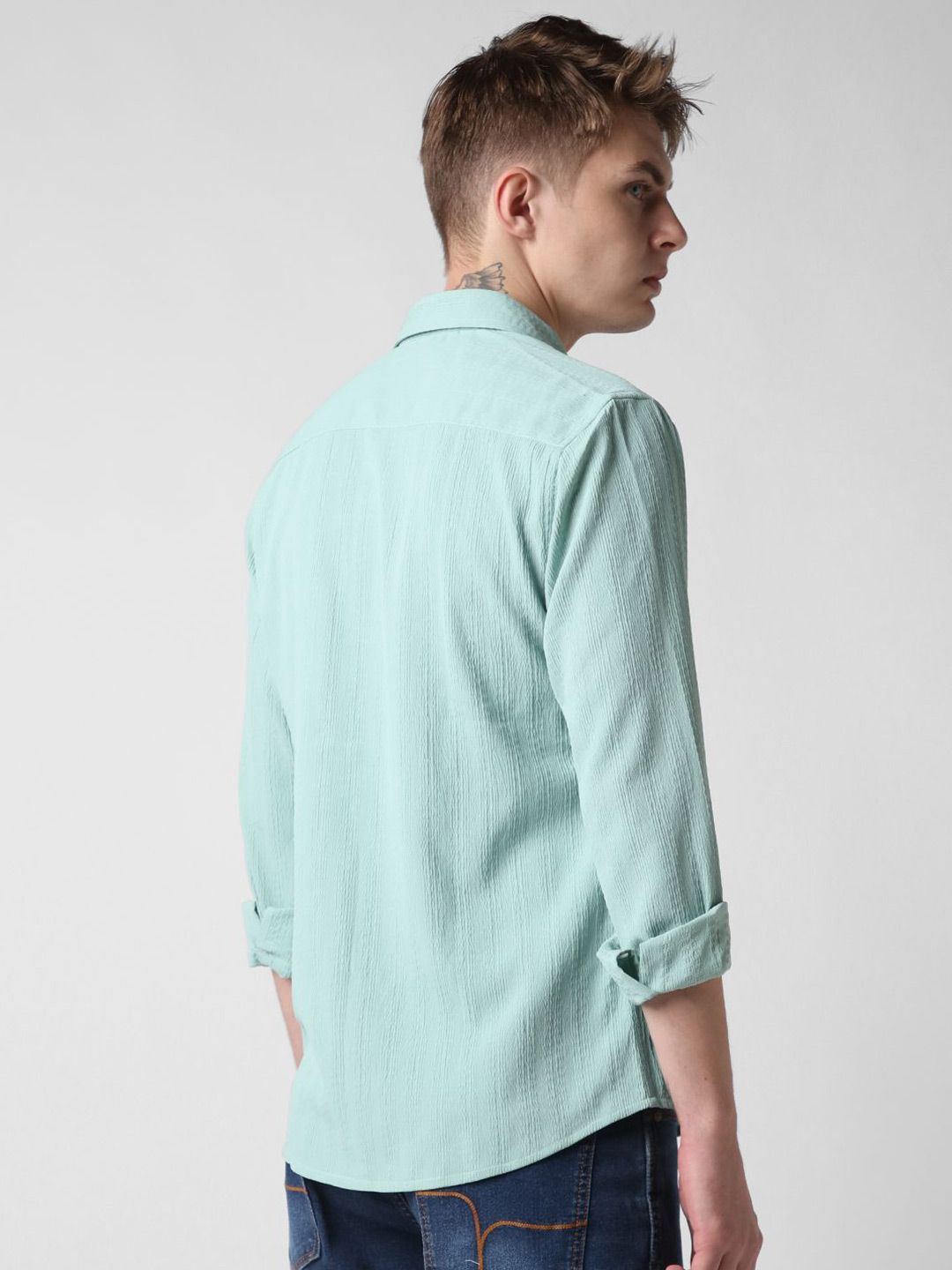 VASTRADO Men Classic Cutaway Collar Textured Slim Fit Casual Shirt