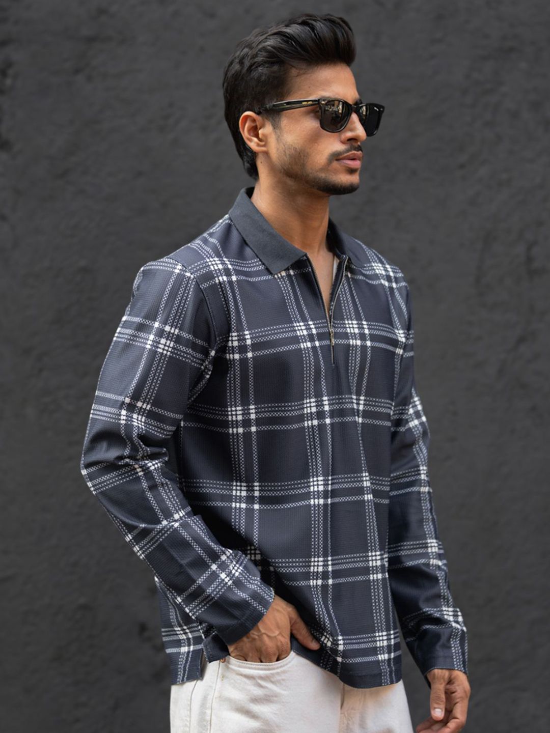 Powerlook Men Checked Polo Collar T-shirt