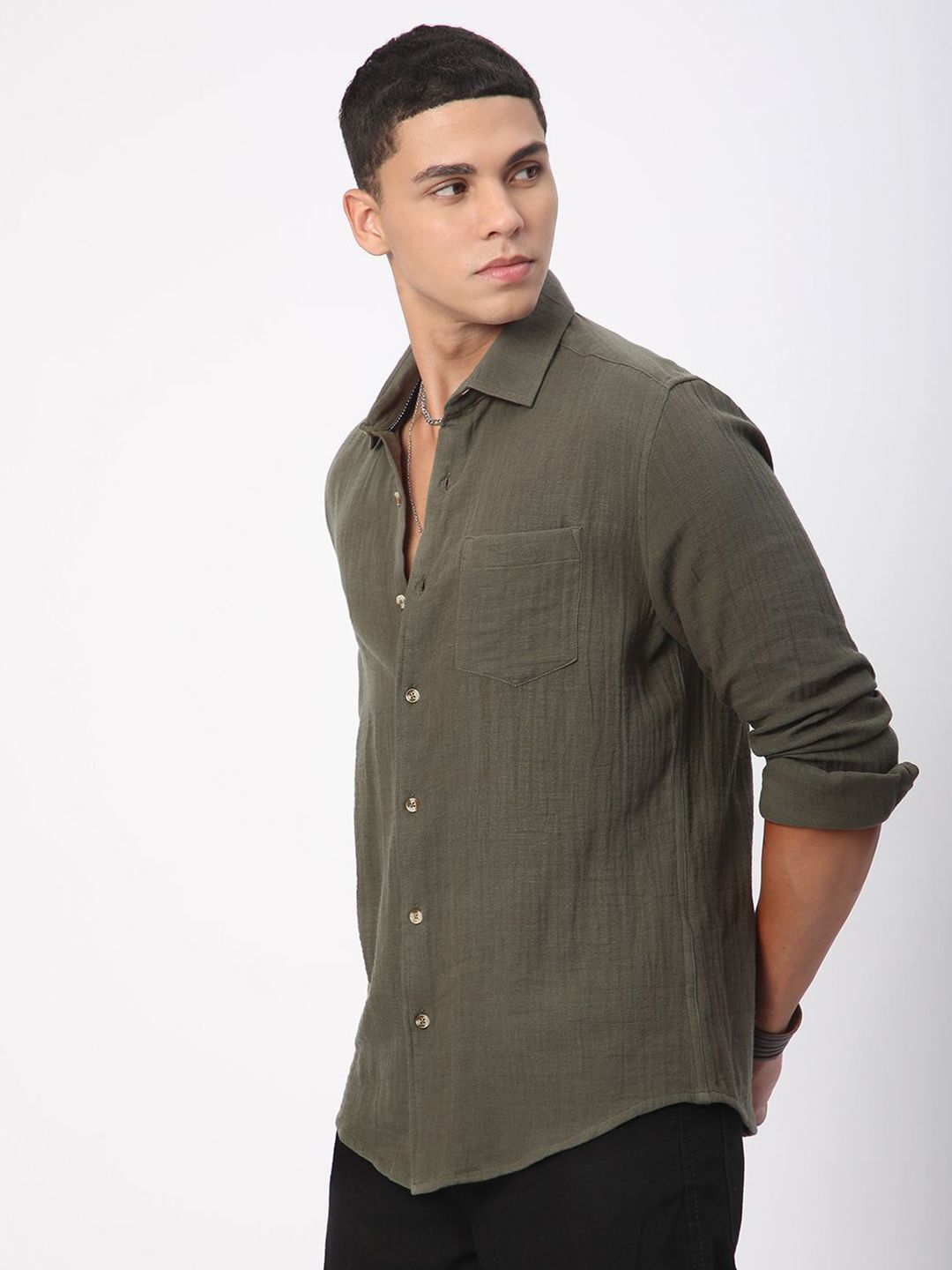 VASTRADO Men Classic Fit Spread Collar Solid Cotton Casual Shirt
