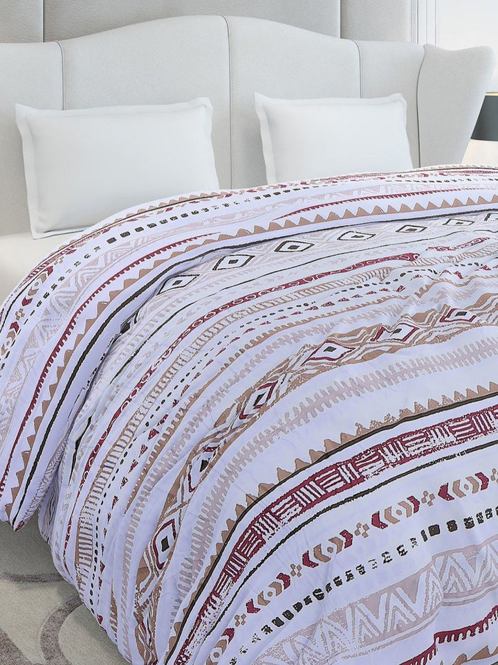 Monte Carlo White & Brown Ethnic Motifs Mild Winter 210 GSM Double Bed Duvet