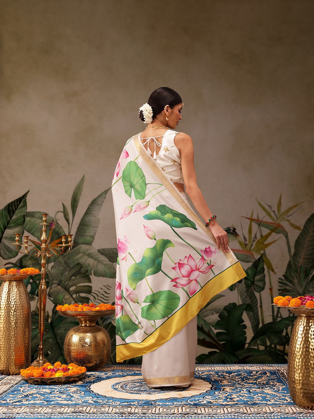 Silk Land Onam Special Floral Printed Kasavu Silk Saree