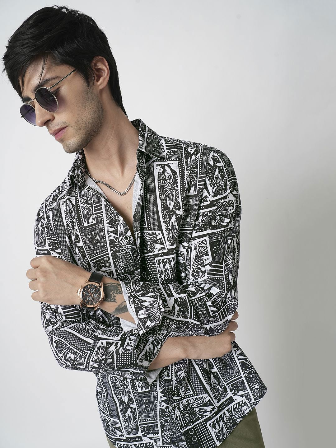 VASTRADO Men Classic Spread Collar Abstract Printed Slim Fit Casual Shirt