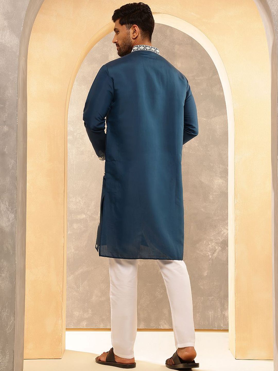 Anouk Men Floral Embroidered Kurta with Pyjama