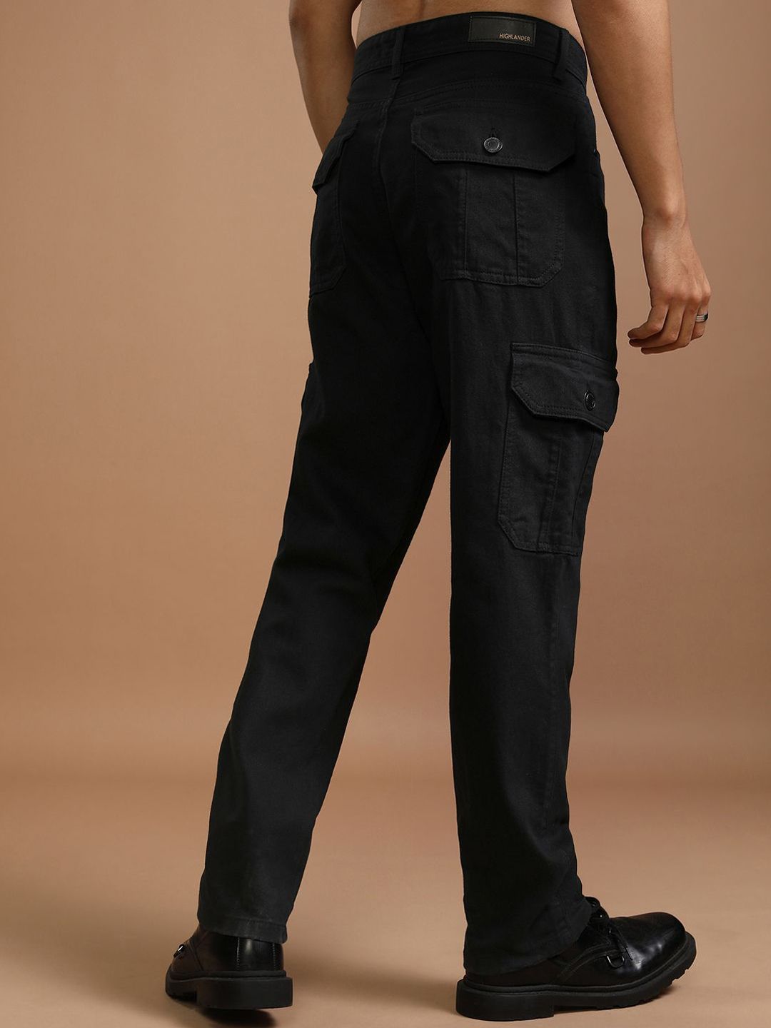 HIGHLANDER Men Straight Fit Mid-Rise  Cotton Jeans