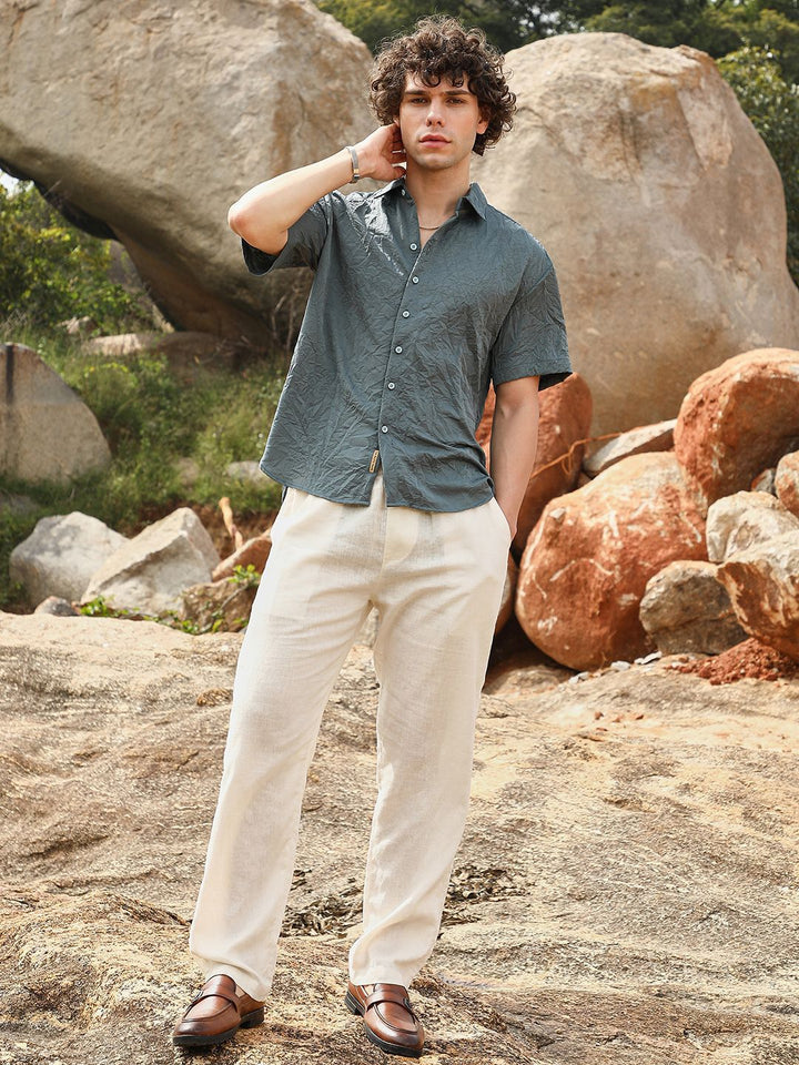 Campus Sutra Men Comfort Opaque Casual Shirt