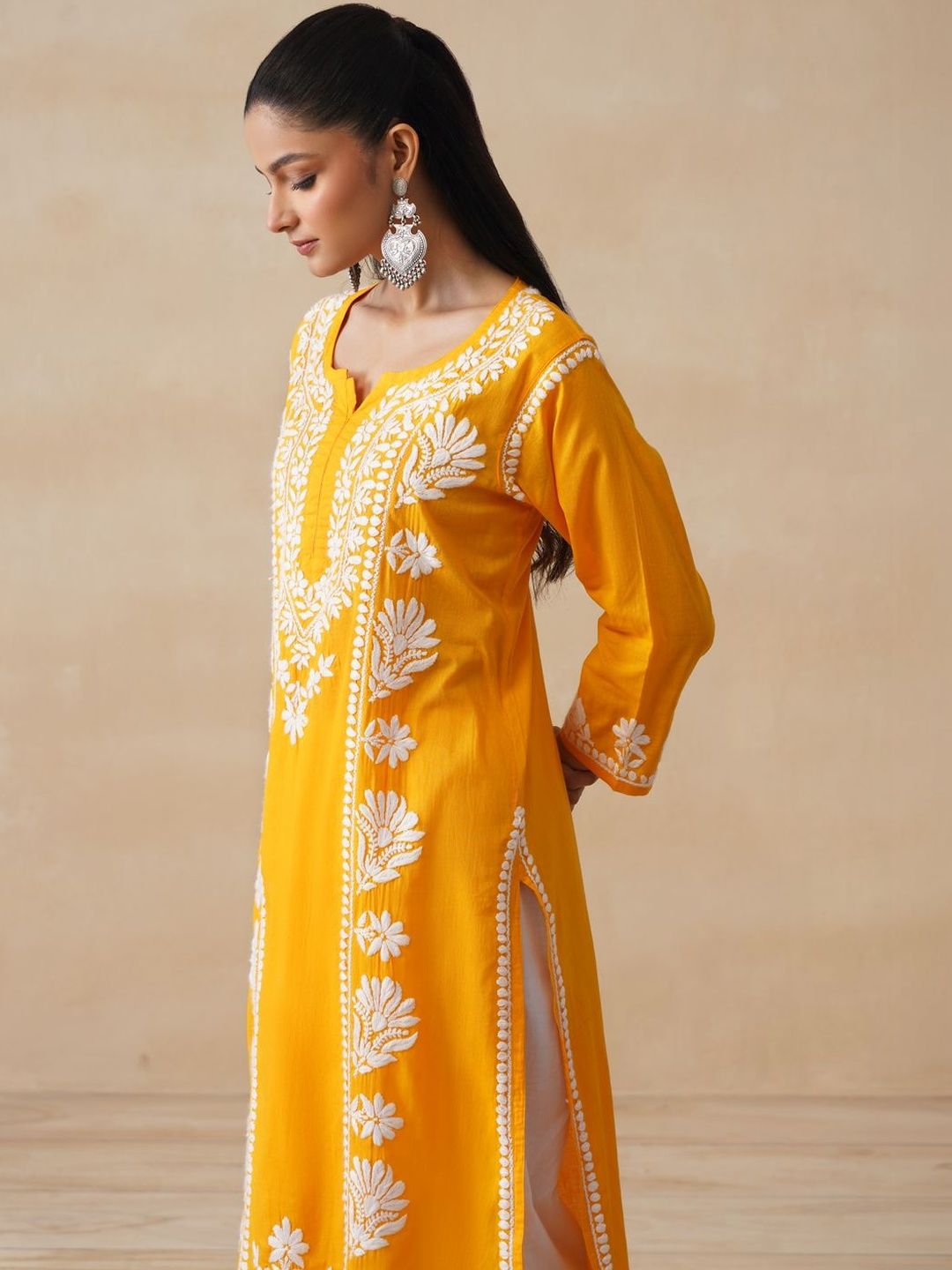 Rumah Wanita Chikankari Sulam Kurta Chikankari
