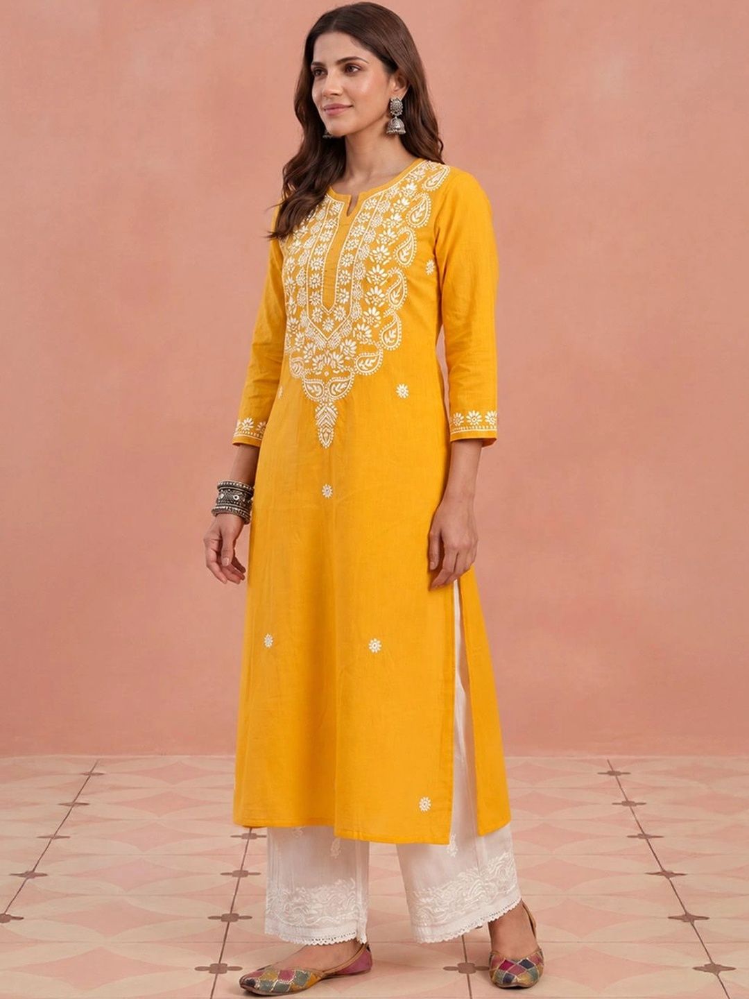 House of Chikankari Women Embroidered Chikankari Kurta