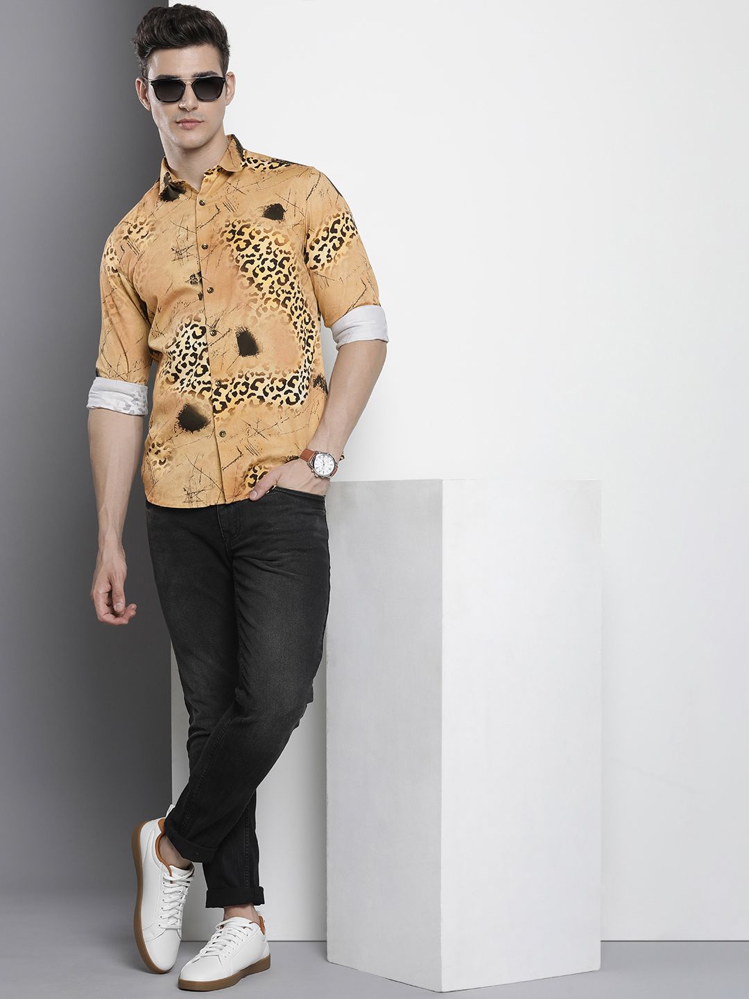 The Indian Garage Co Men Slim Fit Animal Printed Opaque Casual Shirt