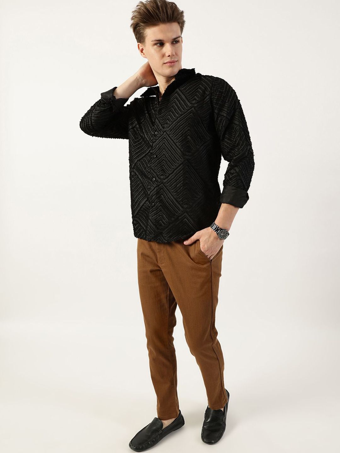 Thomas Scott Men Premium Spread Collar Textured Solid Slim Fit Casual Shirt