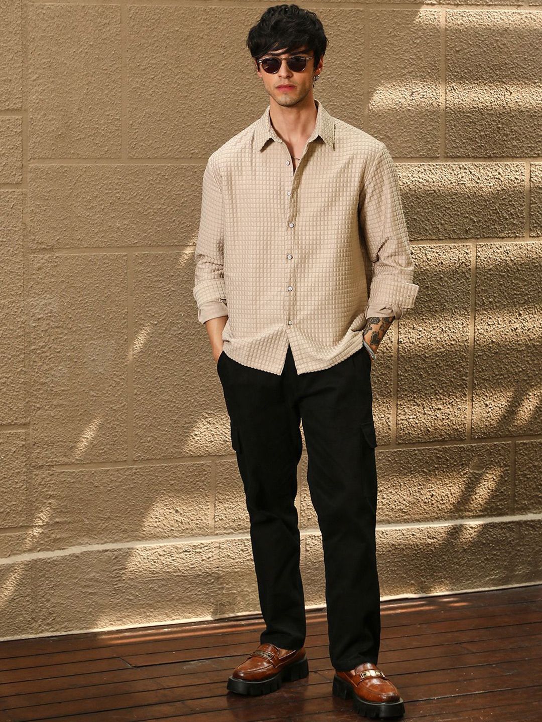 Campus Sutra Men Comfort Opaque Casual Shirt
