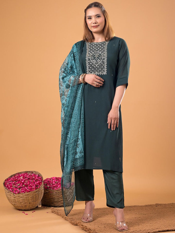 Mamicha Women Woven Design Embroidered Cotton Kurta with Trousers & Dupatta