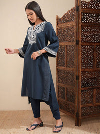 Vishudh Floral Embroidered Thread Work Straight Kurta