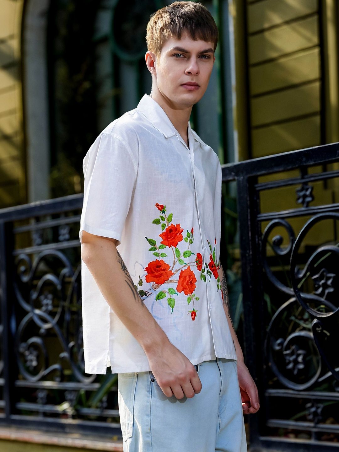 Eszett Men Floral Printed Casual Shirt