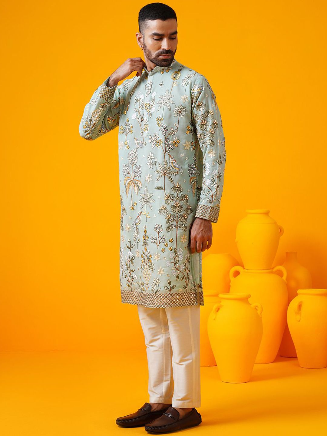 SOJANYA LUXE Floral Sulam Labuci Mandarin Collar Straight Georgette Kurta