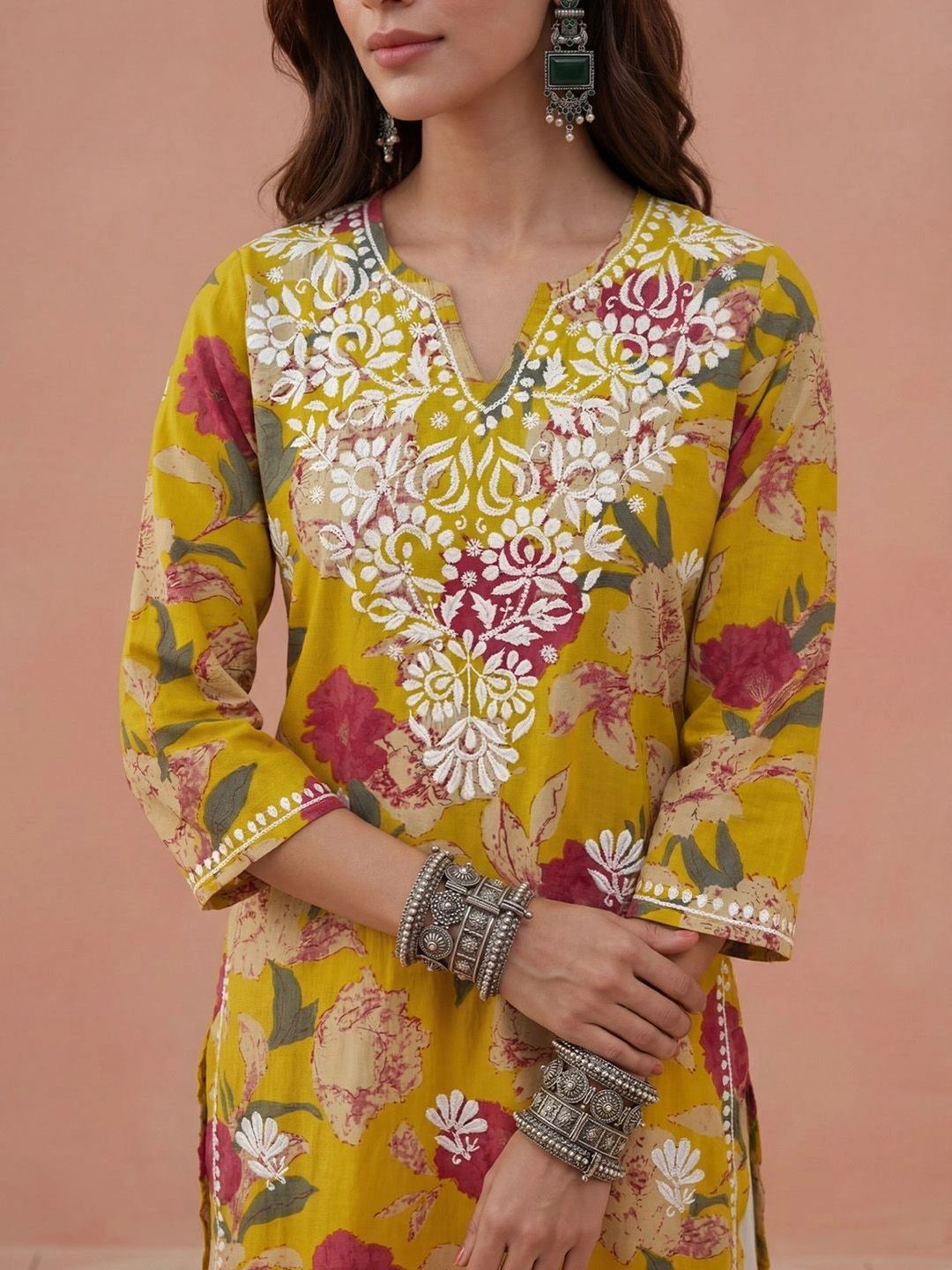 House of Chikankari Women Floral Printed Thread Work Floral Kurta