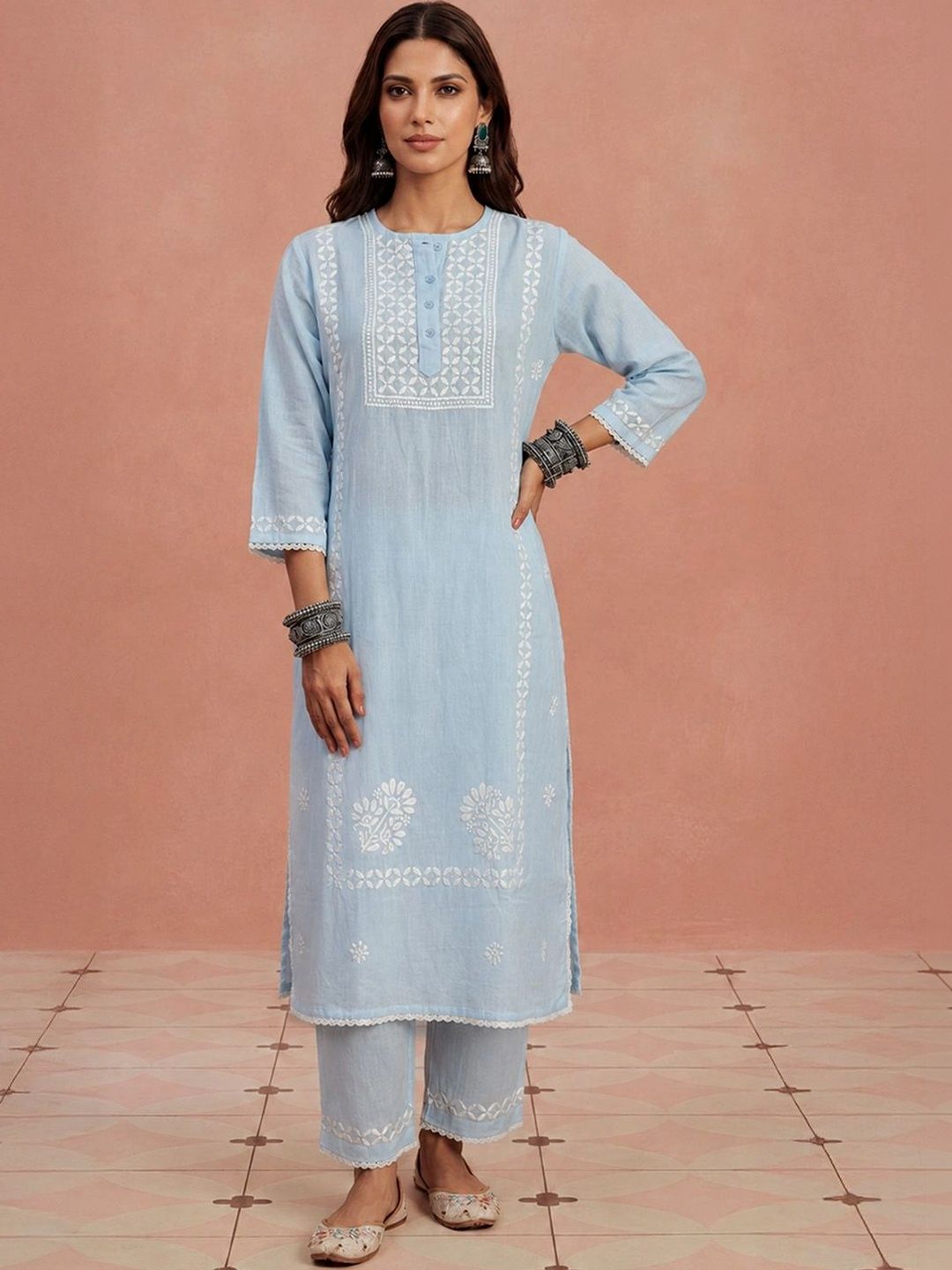 House of Chikankari Women Regular Chikankari Kurta with Trousers