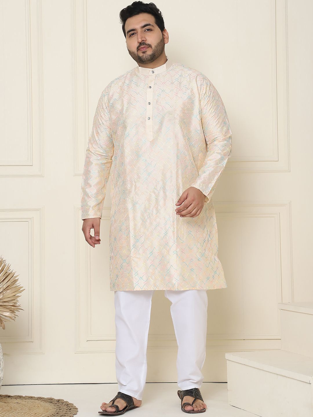 SOJANYA PLUS Geometric Embroidered Thread Work Silk Cotton Straight Kurta with Pyjamas
