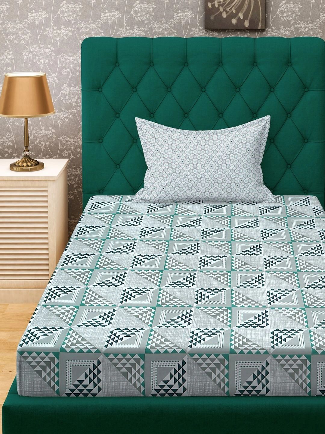 Myntra Elegant Homes Green & Grey Geometric 400 TC Single Bedsheet with 1 Pillow Covers