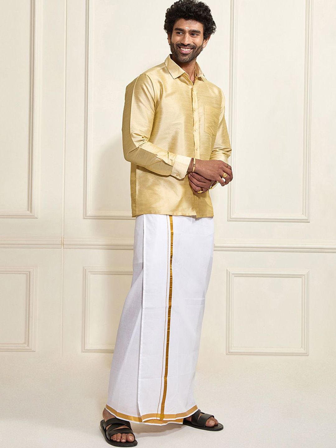 VASTRAMAY Shirt Collar Long Roll-Up Sleeves Shirt With Veshti