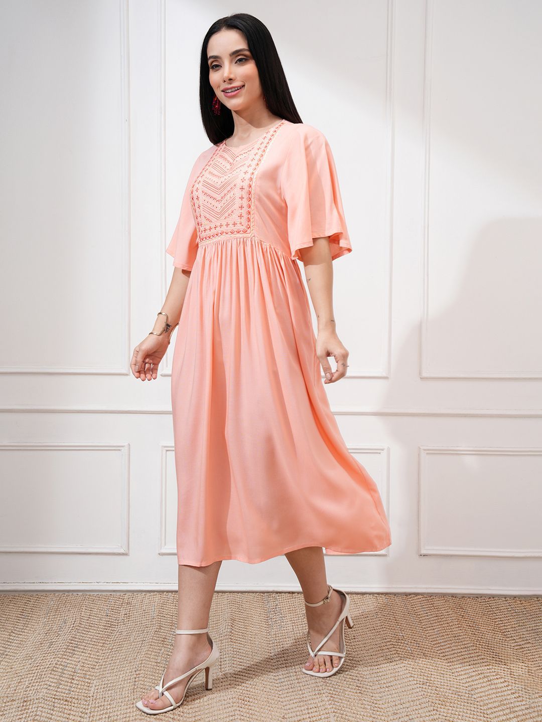 Vishudh Women Calf Length Elbow Length Flutter Sleeve Dresses