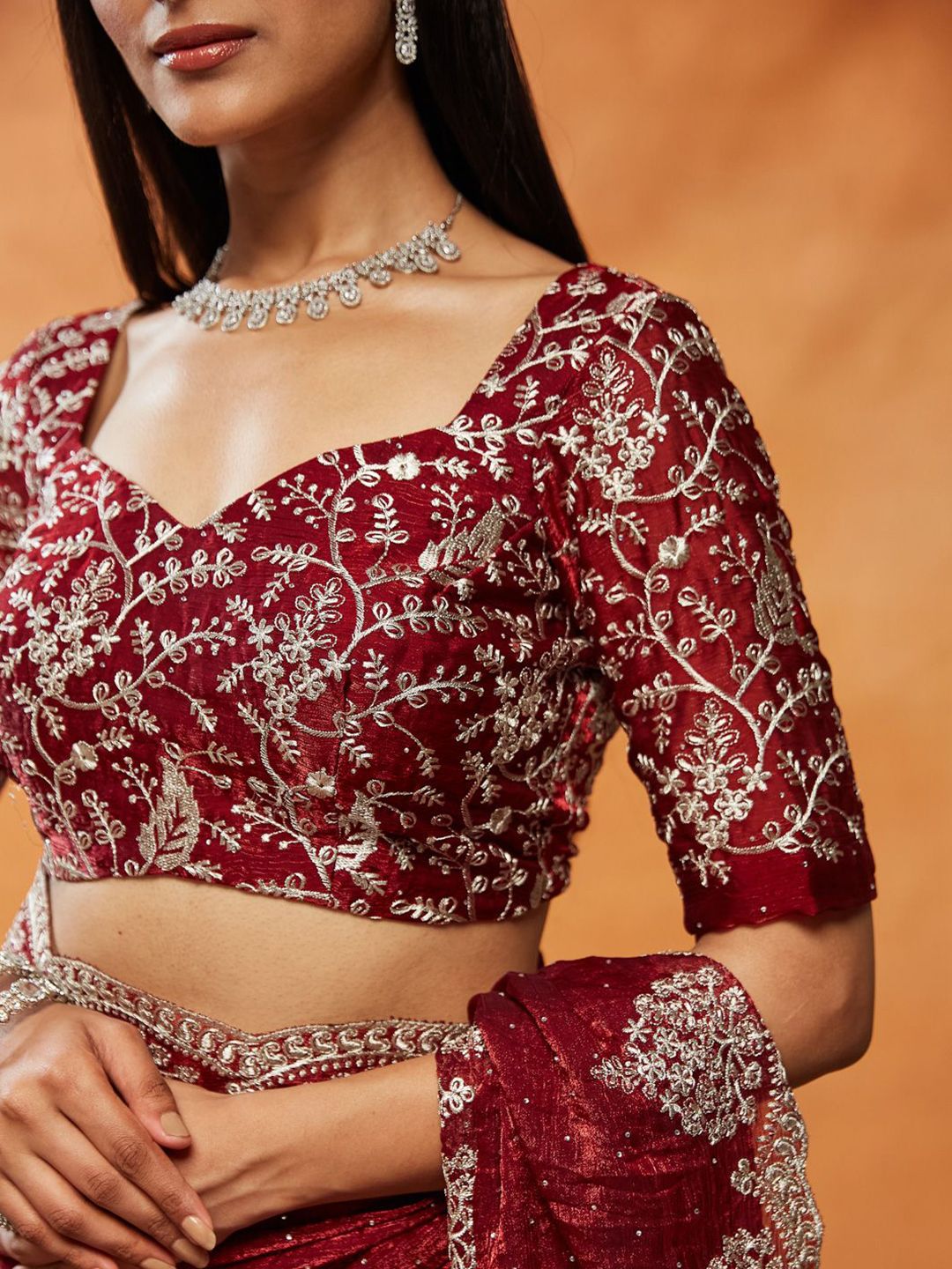 kasee Saree Labuci Bersulam Berhias