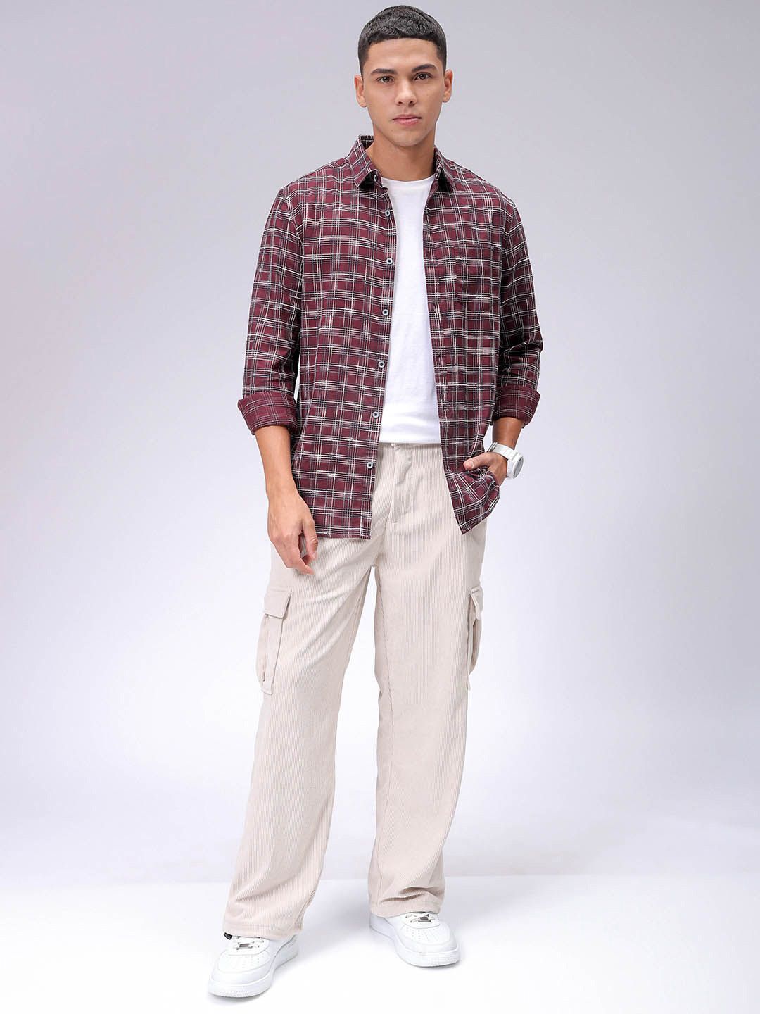 The Indian Garage Co Men Slim Fit Opaque Checked Casual Shirt