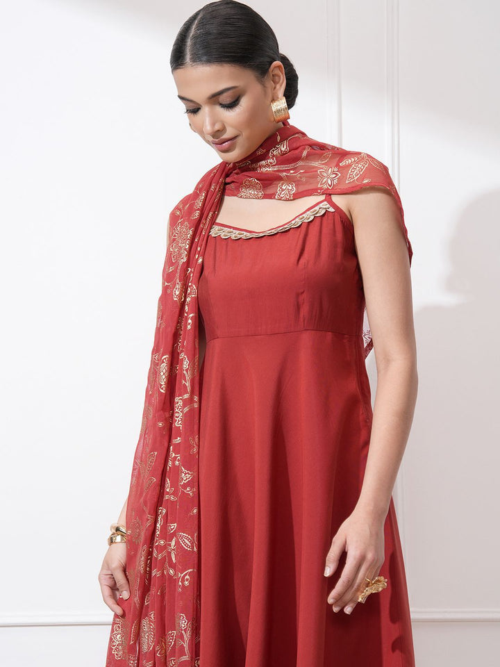 Vishudh Women Regular Sequinned Kurta with Trousers & With Dupatta
