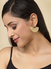 DressBerry Gold-Plated Contemporary Drop Earrings