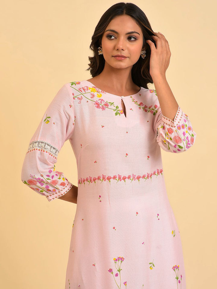 W Floral Printed Keyhole Neck Puff Sleeves Thread Work A-Line Kurta