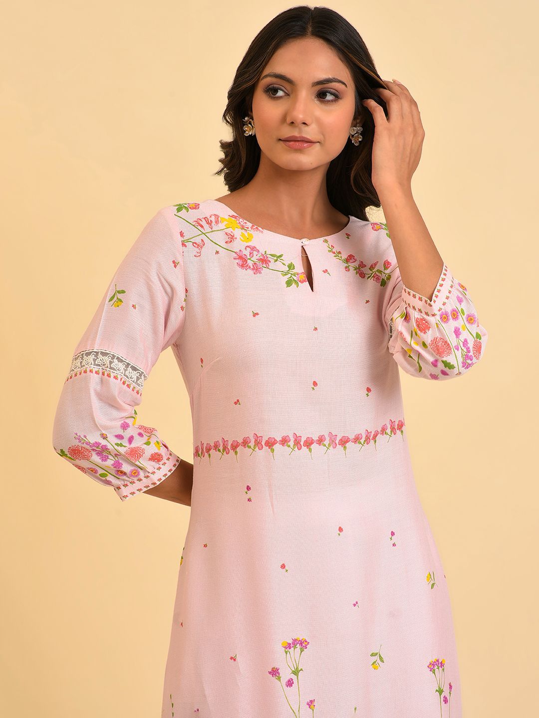 W Floral Printed Keyhole Neck Puff Sleeves Thread Work A-Line Kurta