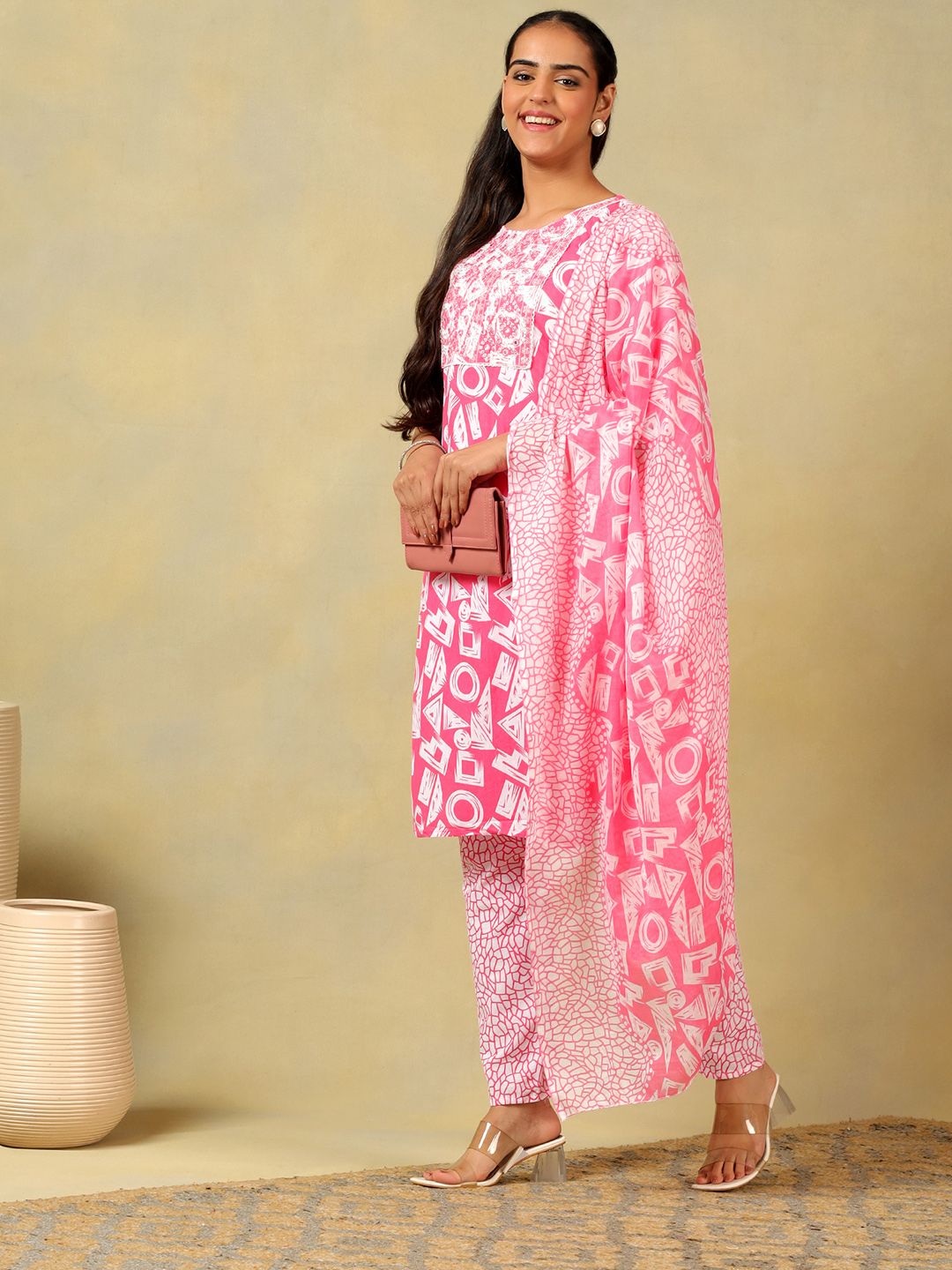 Mamicha Women Printed Regular Mirror Work Pure Cotton Kurta with Trousers & With Dupatta