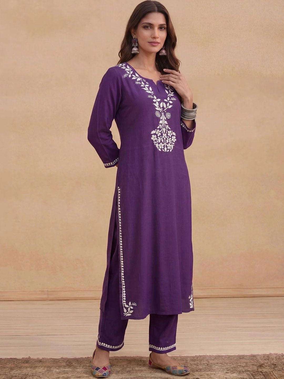 House of Chikankari Women Regular Chikankari Kurta with Trousers