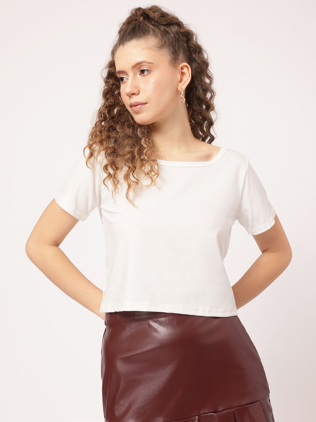 DressBerry Simplicity Chic Criss-Cross Crop Top