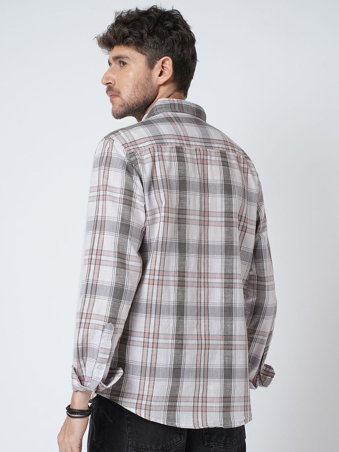 VASTRADO Classic Checked Slim Fit Pure Cotton Casual Shirt