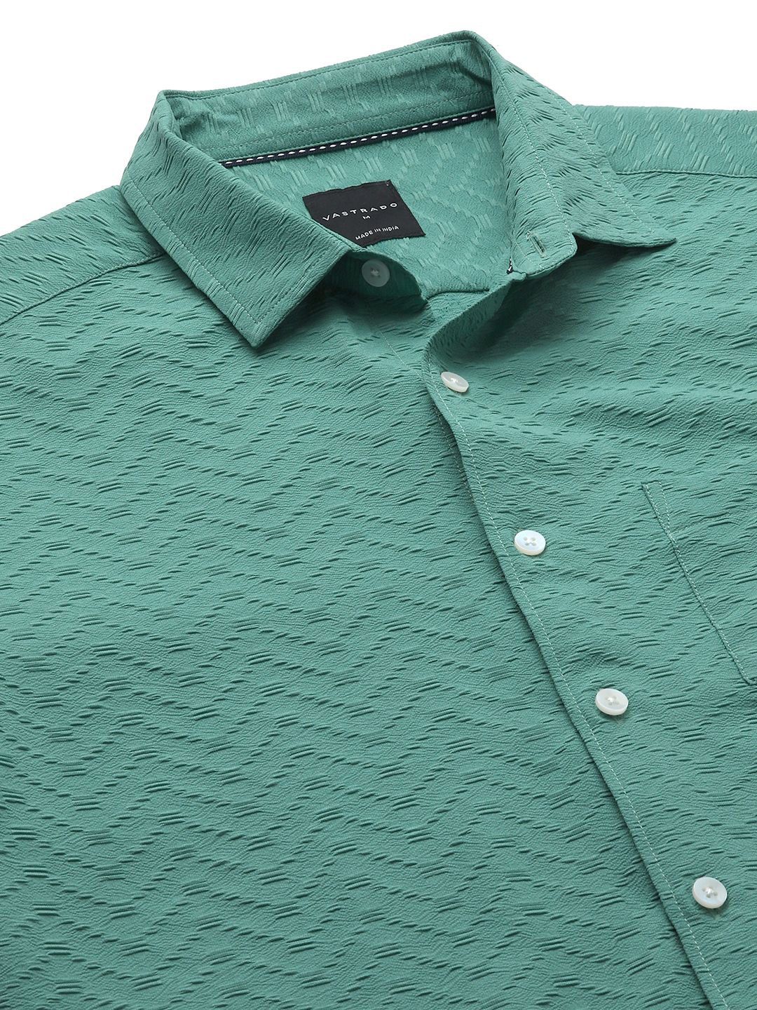 VASTRADO Men Classic Spread Collar Solid Slim Fit Casual Shirt