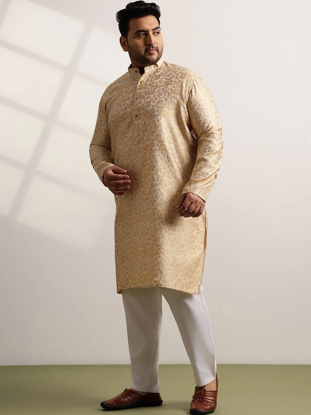 SOJANYA PLUS Men Ethnic Motifs Regular Kurta with Pyjamas