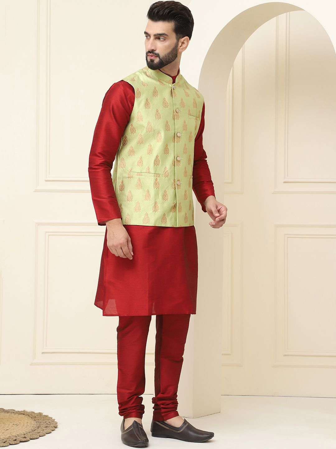SOJANYA Mandarin Collar Kurta With Churidar & Nehru jacket