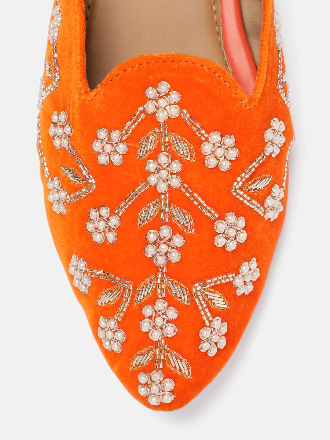 House of Pataudi Women Ethnic Embellished Mules